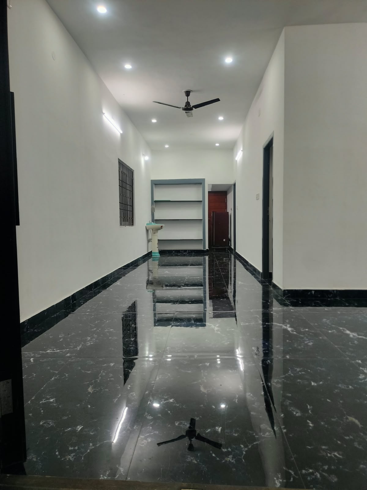 Comfortable interiors at Jack's Den Home Stay near Auroville